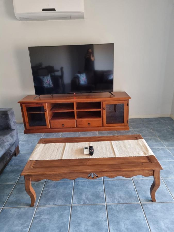 Blk Stays Guest House Deluxe Units Morayfield Esterno foto