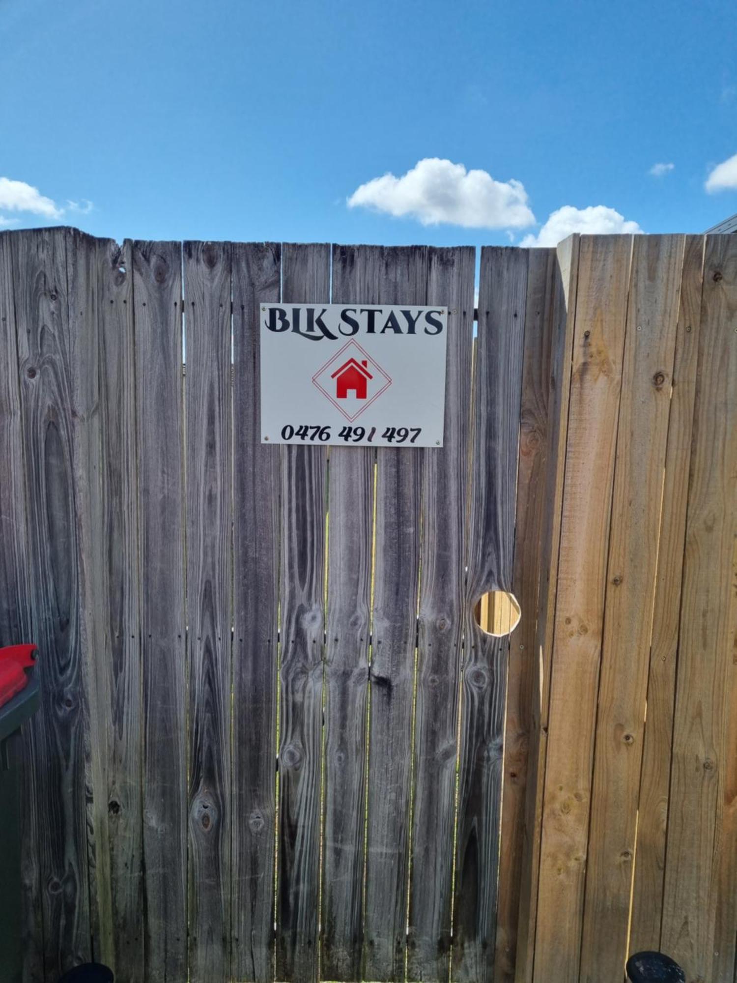 Blk Stays Guest House Deluxe Units Morayfield Esterno foto